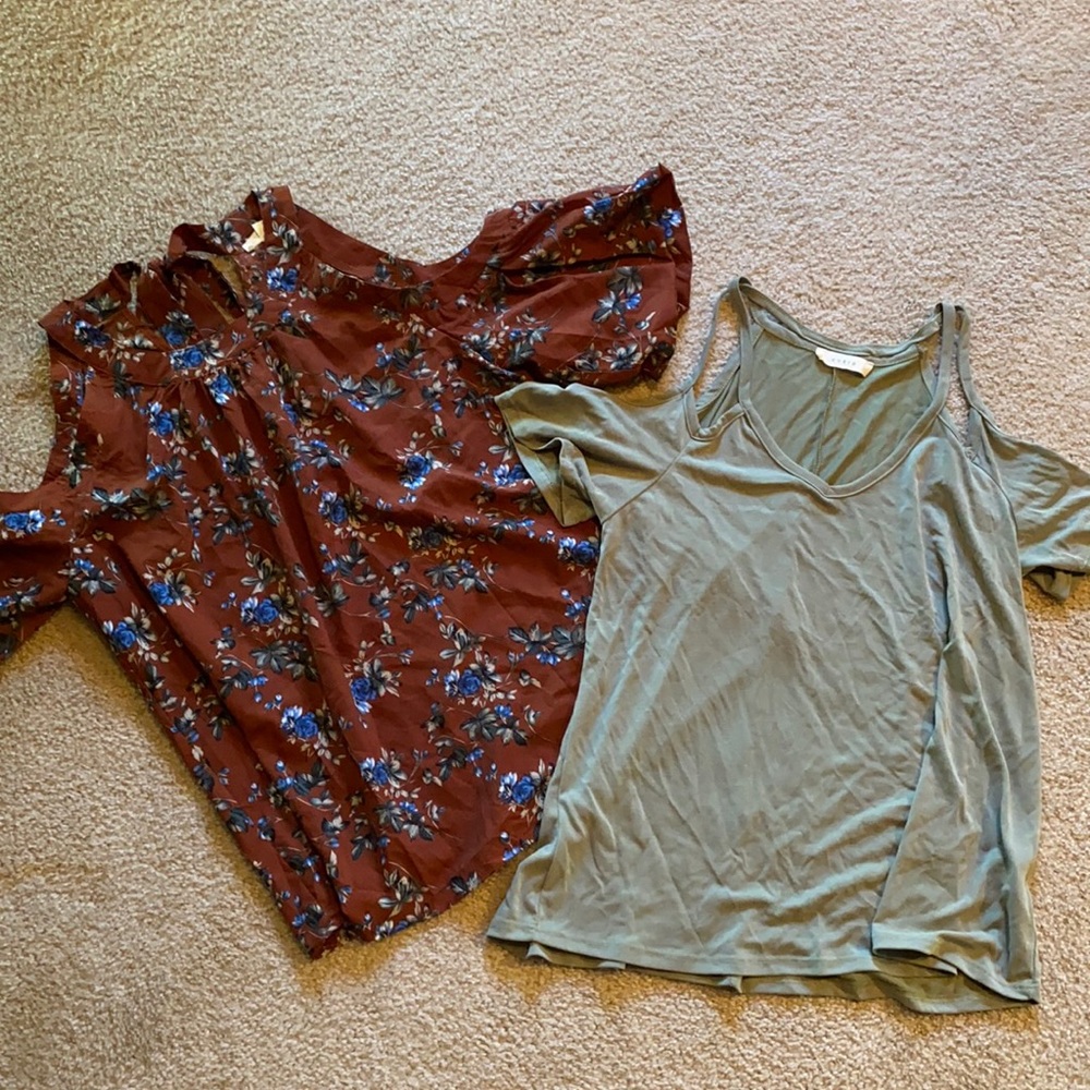 Entro Cold shoulder Top Bundle